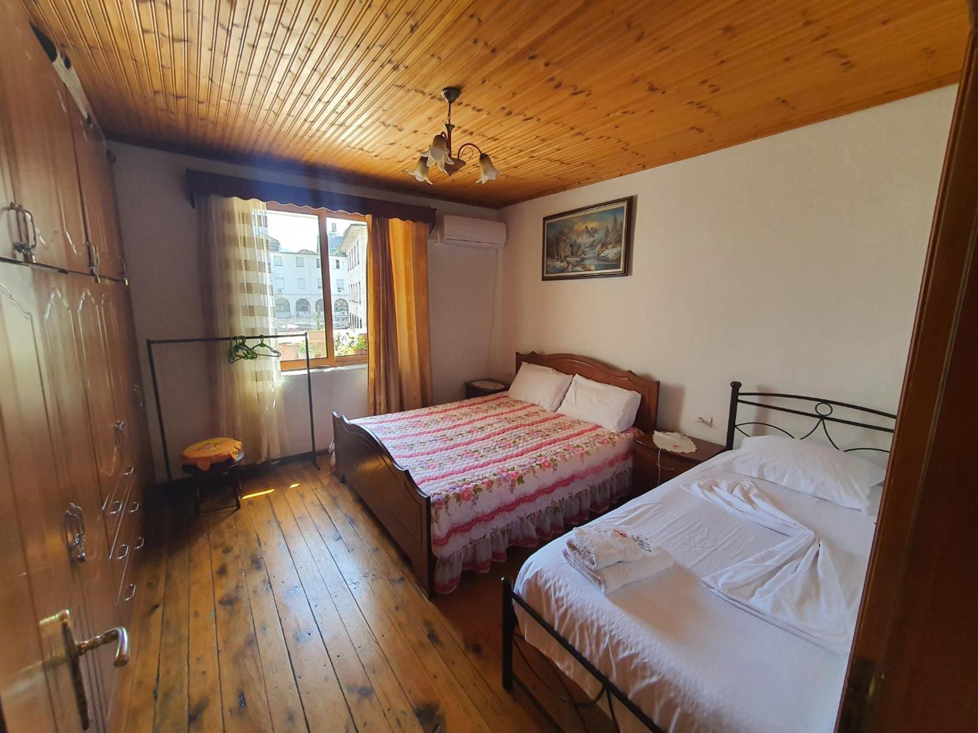Hida Guest House Gjirokastër Exterior foto
